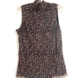 Adrianna Papell Leopard top in size L - NWT